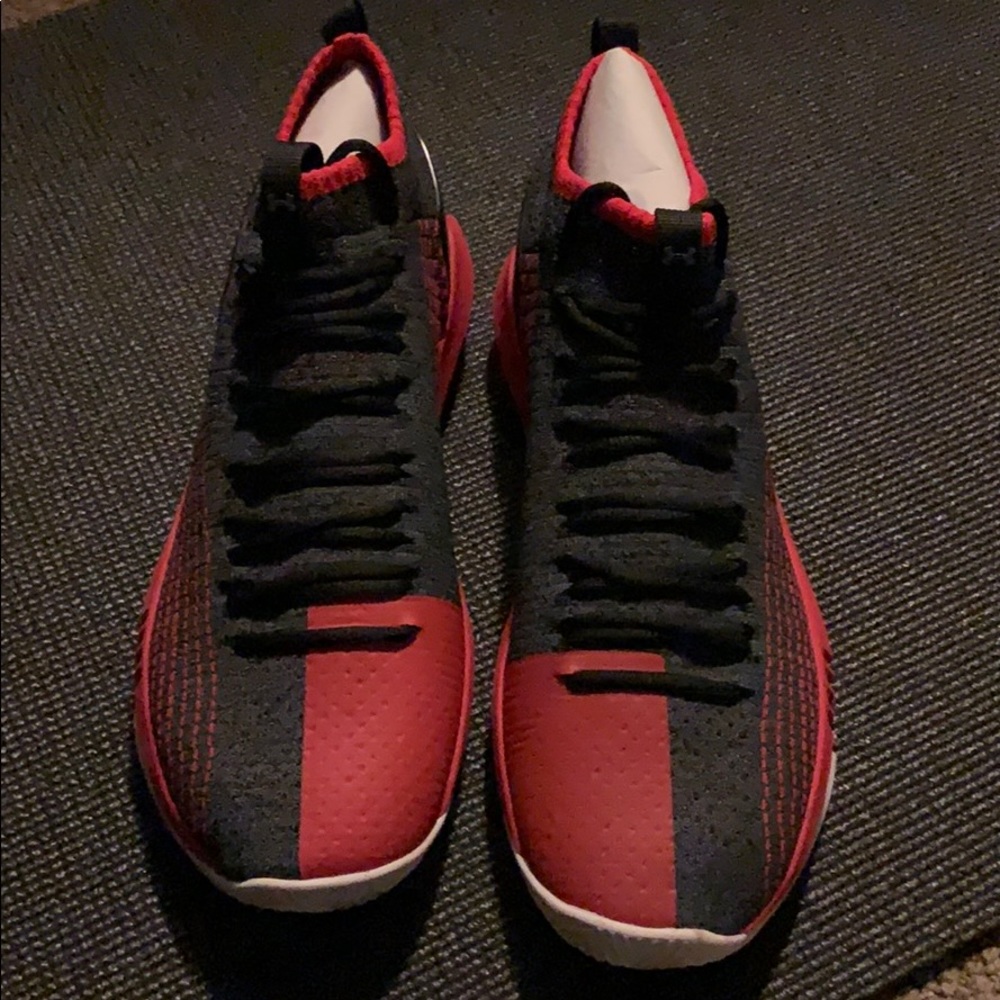 Under armor basketball sneakers